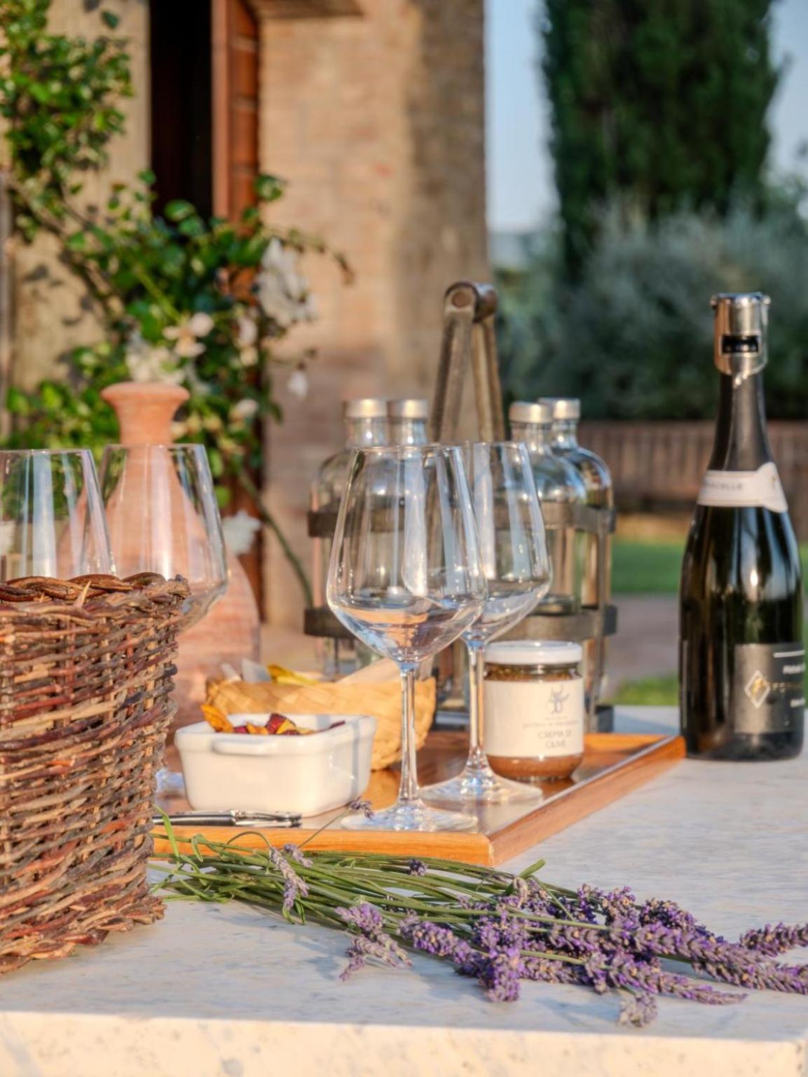 Podere Le Mezzelune Bibbona Bagian luar foto